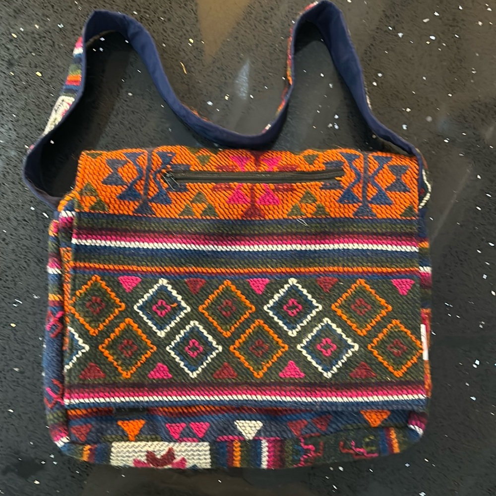 EUC messenger bag